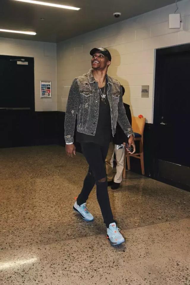 回合多次采 回合多次采