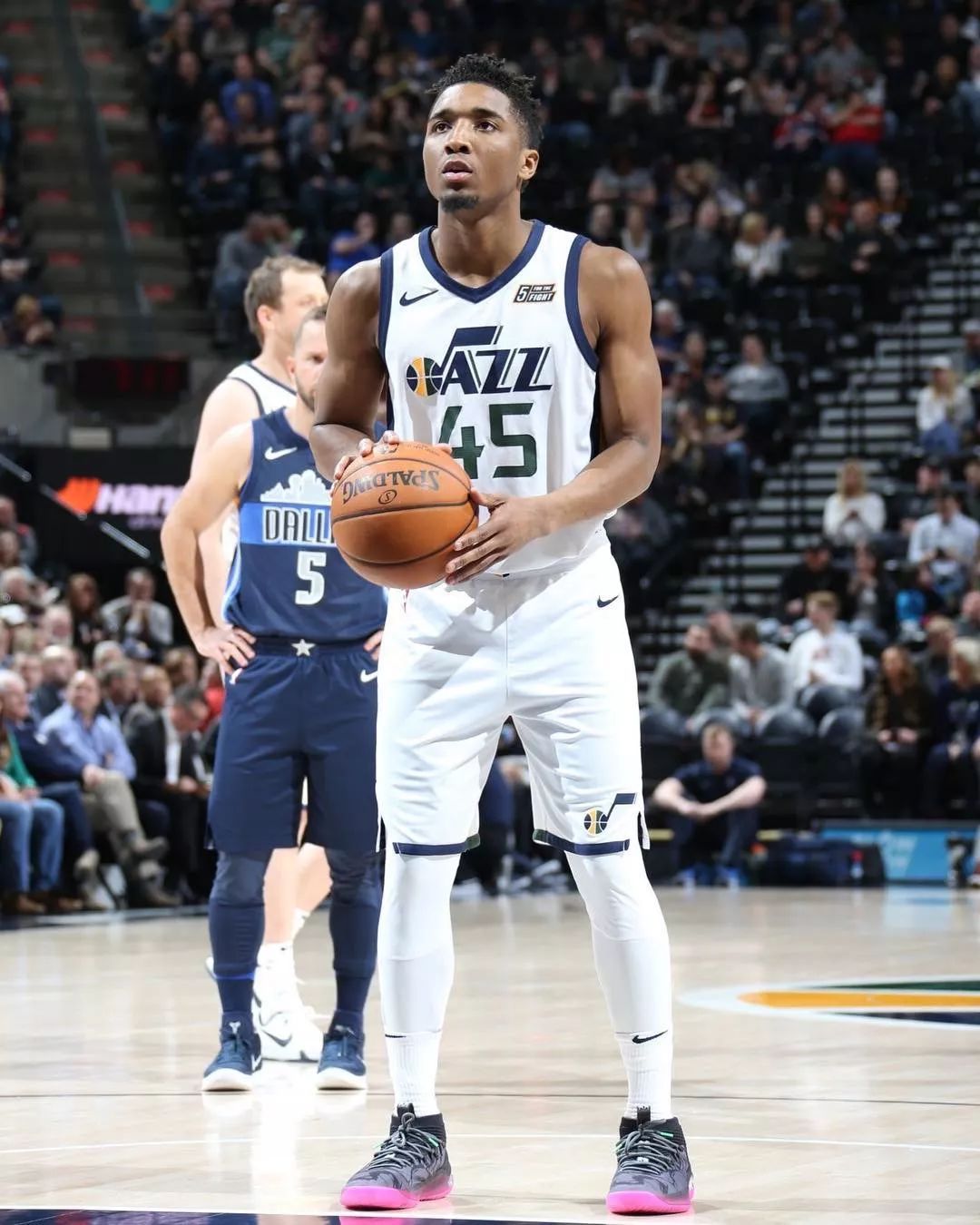 贴身起手的 贴身起手的